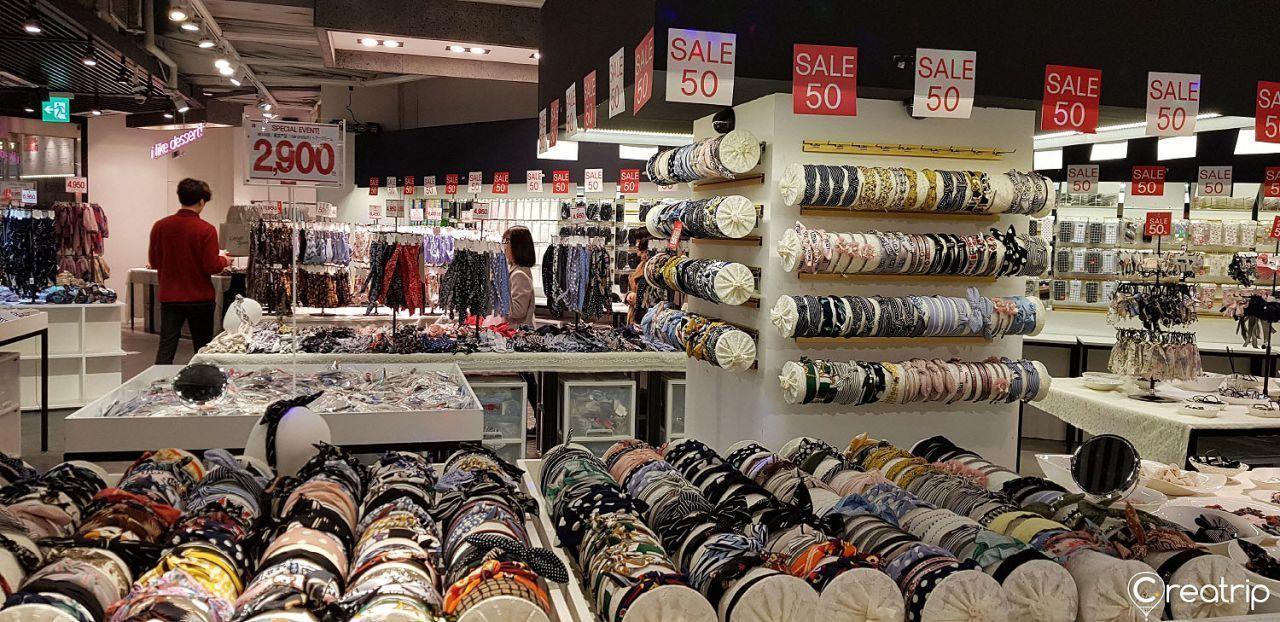 TOP 3 Korean Accessory Brands | TOP 3 Korean Accessory Brands ! Fashionable Jewelry that are loved by Koreans!